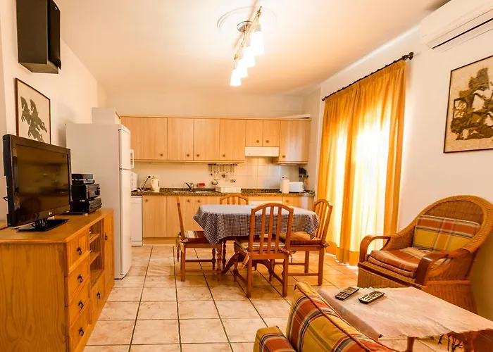 Casa Charlotte דירה נרחה